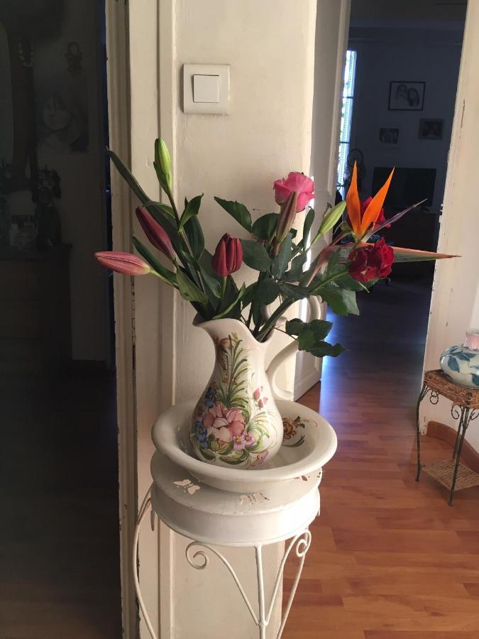 דירות Garéoult Chez Mimi & Chouchou מראה חיצוני תמונה